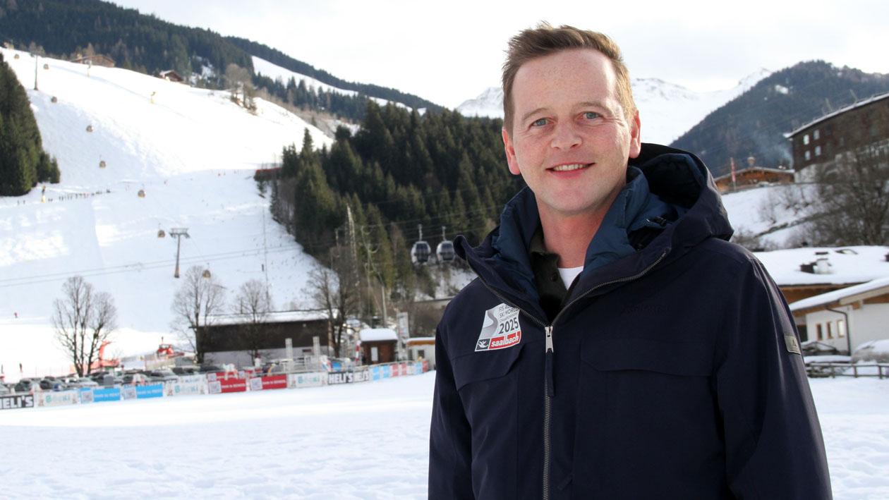 Bürgermeister Alois Hasenauer im Ski-WM-Interview Poster